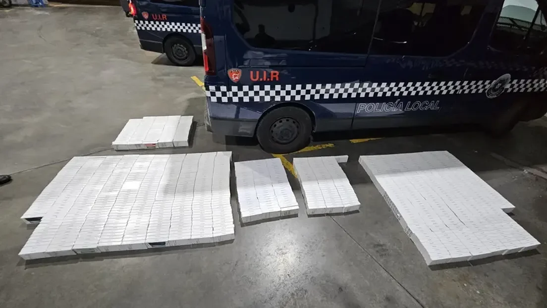 Detienen en Ceuta a un marroquí con casi mil móviles de contrabando destinados a su venta en Marruecos