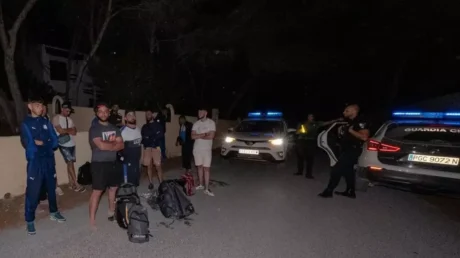 Llegan tres nuevas pateras a Baleares con un total de 50 inmigrantes magrebíes - junio 2025