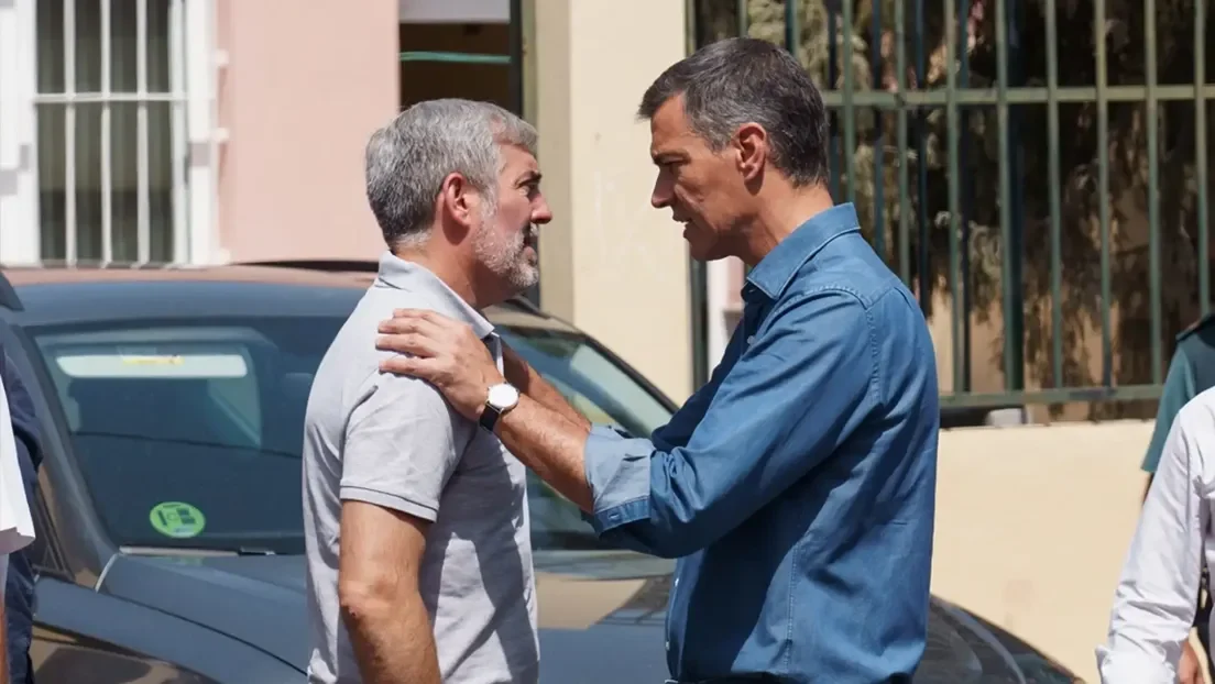 El Gobierno de Sánchez y el Ejecutivo de Canarias acuerdan trasladar a más de 1.000 MENAS a la Península en 15 días