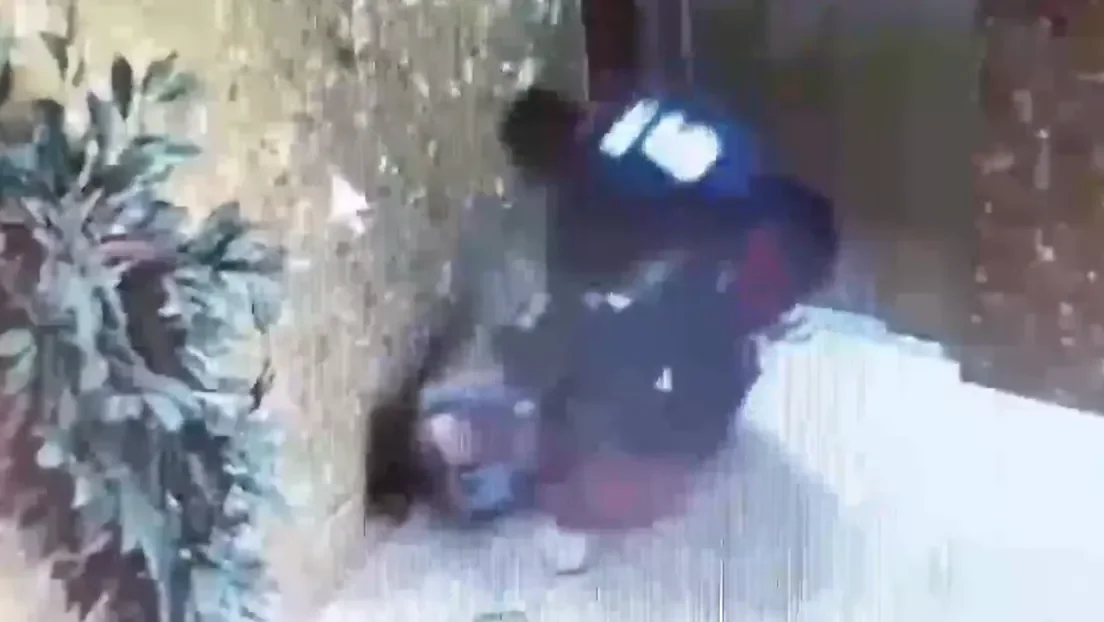 Brutal agresión de un africano a una mujer para robarle su bolso en Gerona