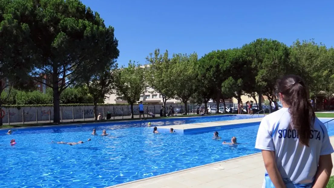 Detenido un marroquí por agresión sexual a una joven en las piscinas municipales del barrio de Baláfia (Lérida)