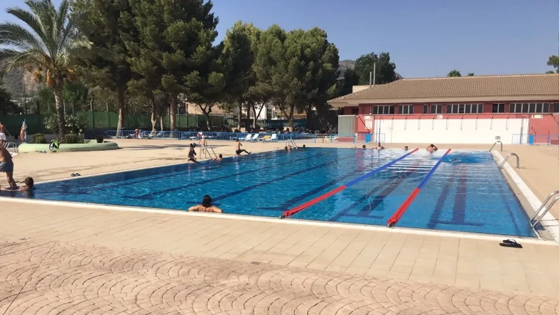 Detenido un inmigrante ilegal magrebí por agredir sexualmente a una menor en una piscina municipal en Alhama de Murcia