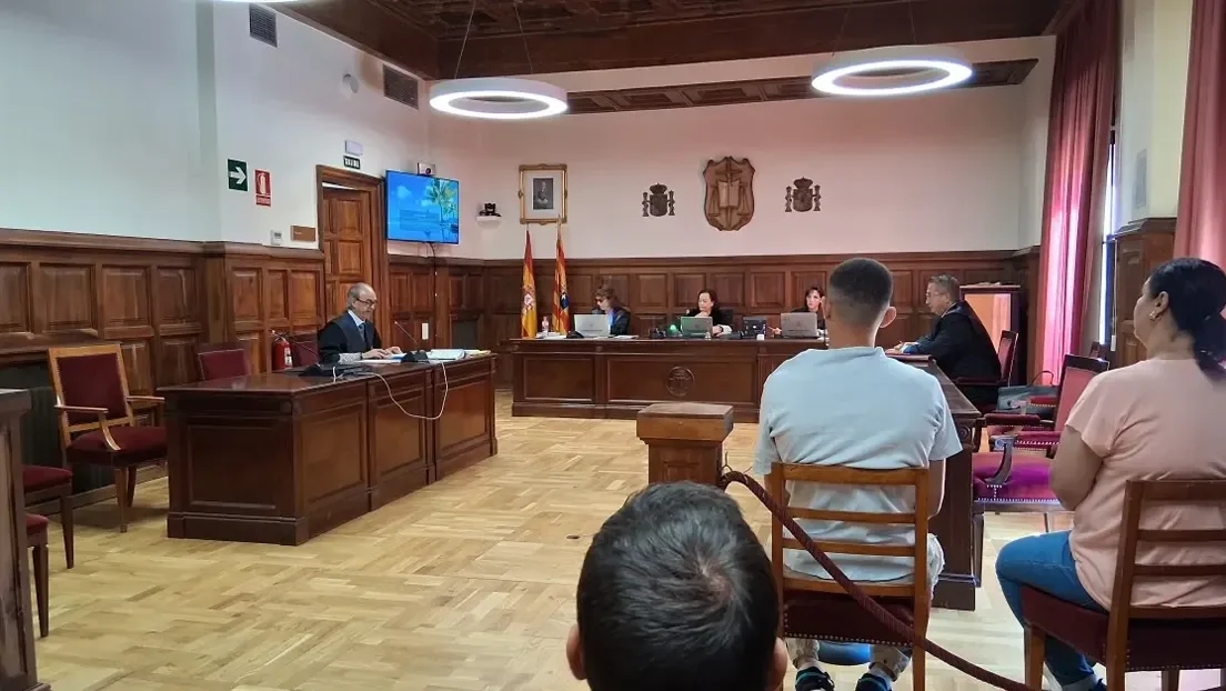 No entrará en prisión un inmigrante argelino por rajarle la cara a otro con un cuchillo en Teruel