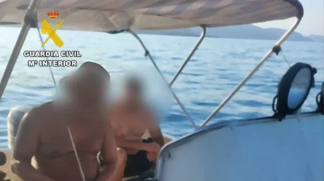 La Guardia Civil de Melilla detiene al patrón de una embarcación por ocultar a siete inmigrantes - julio 2025