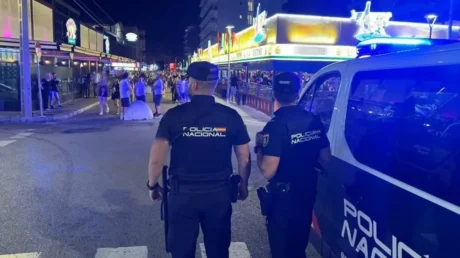 Siete inmigrantes de origen argelino y marroquí detenidos esta madrugada por robos a turistas en Playa de Palma - julio 2025